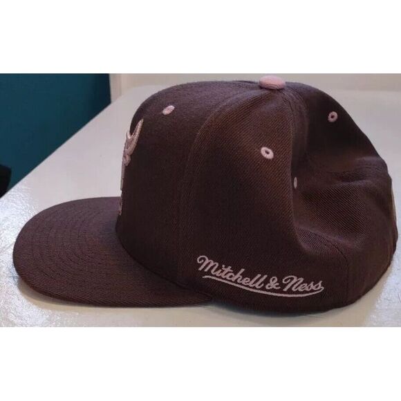 Chicago Bulls Mitchell & Ness Flatbrim Fitted Hat Size 7 1/2 Brown 1993 Finals - Picture 4 of 7